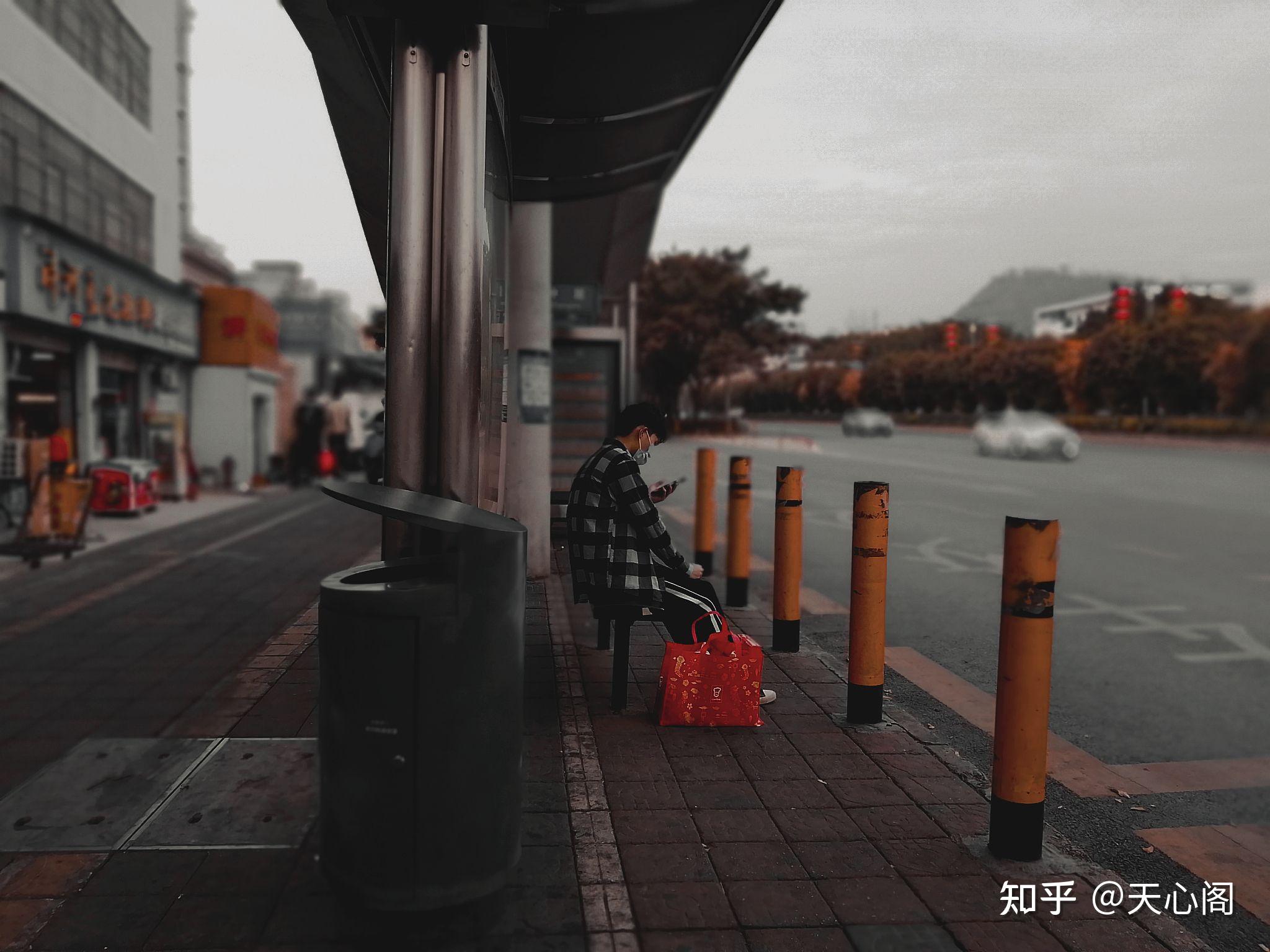 2021的春节孤独的人