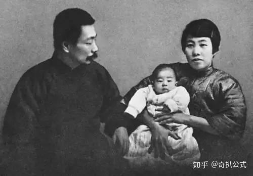 鲁迅的老师名字 v2-ee8e1cb77e5cbb0d9f15c518056d4df0_r.jpg