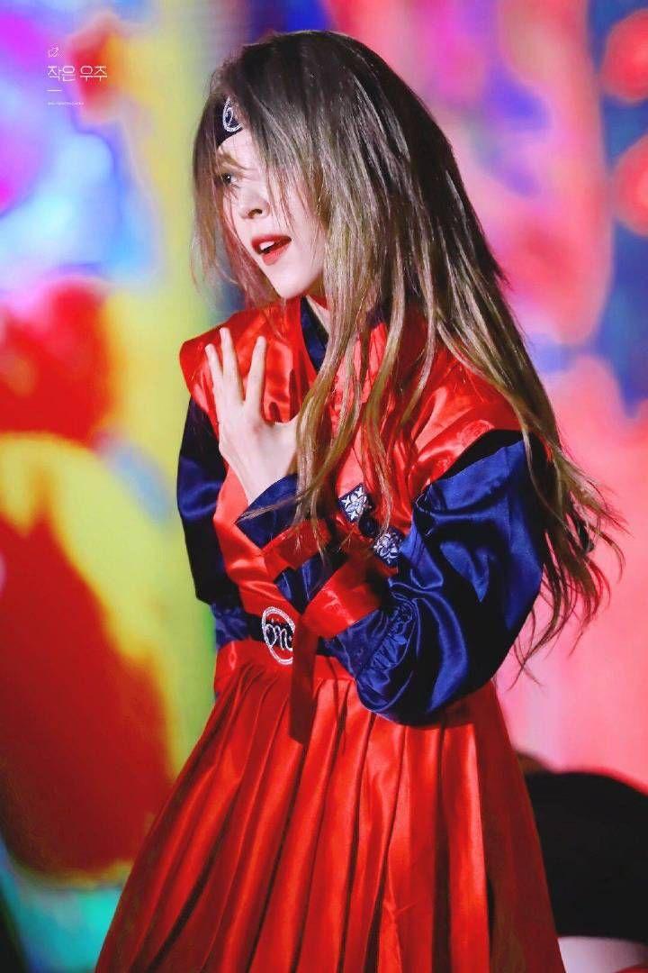 如何评价mamamoo玟星的颜