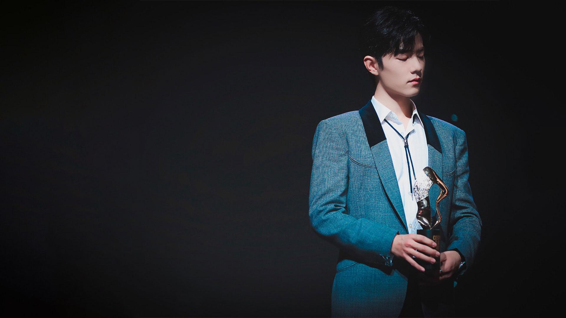 肖战有哪些好看的高清无水印图片(可以当壁纸的那种)? - 知乎