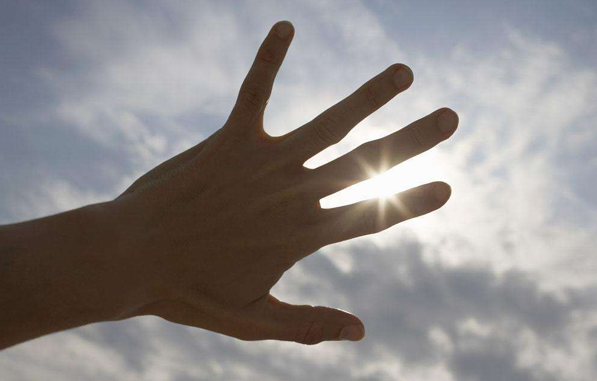 畏光是我的问题还是隐形眼镜的问题