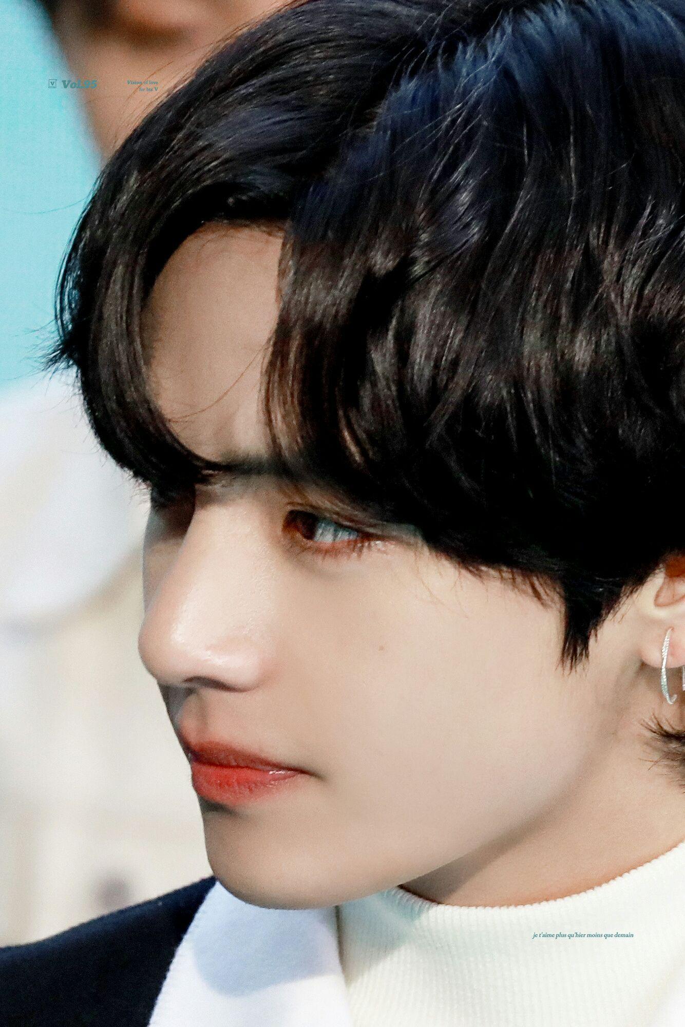 超级喜欢黑发金泰亨大家可以分享一些没有水印的图片吗收藏