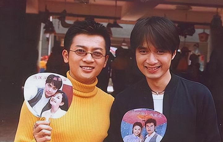 古巨基苏有朋广州演唱会合体重现情深深雨蒙蒙经典时刻