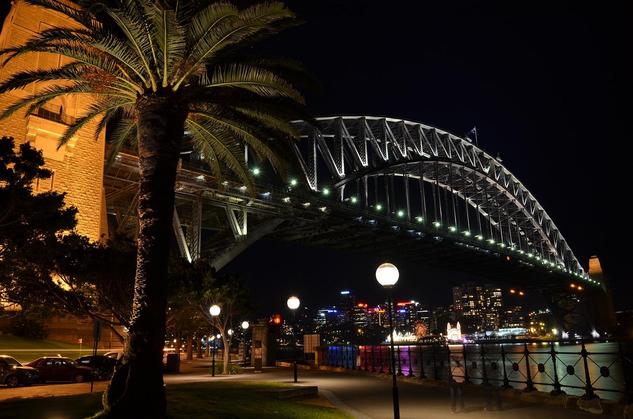 海口跨海大桥连接哪里