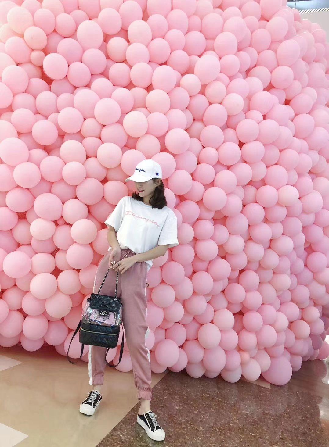 卖高仿衣服的微信号多少?