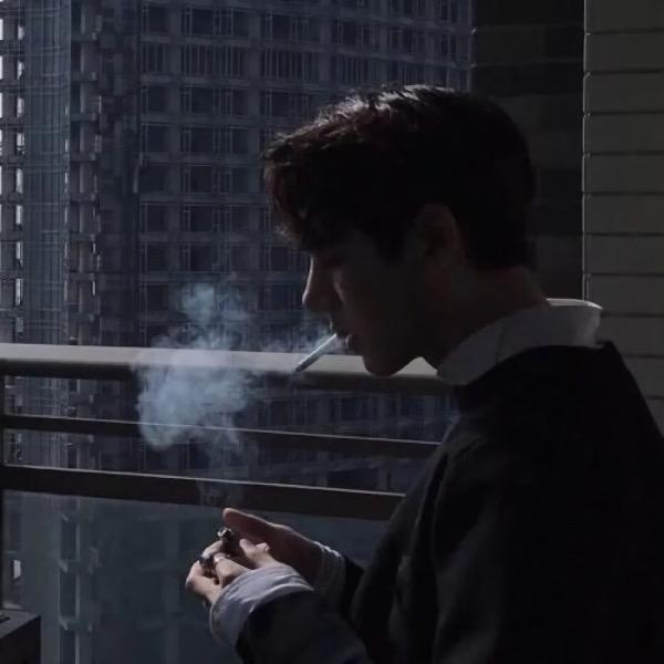 来一波欧美风格男生头像有没有