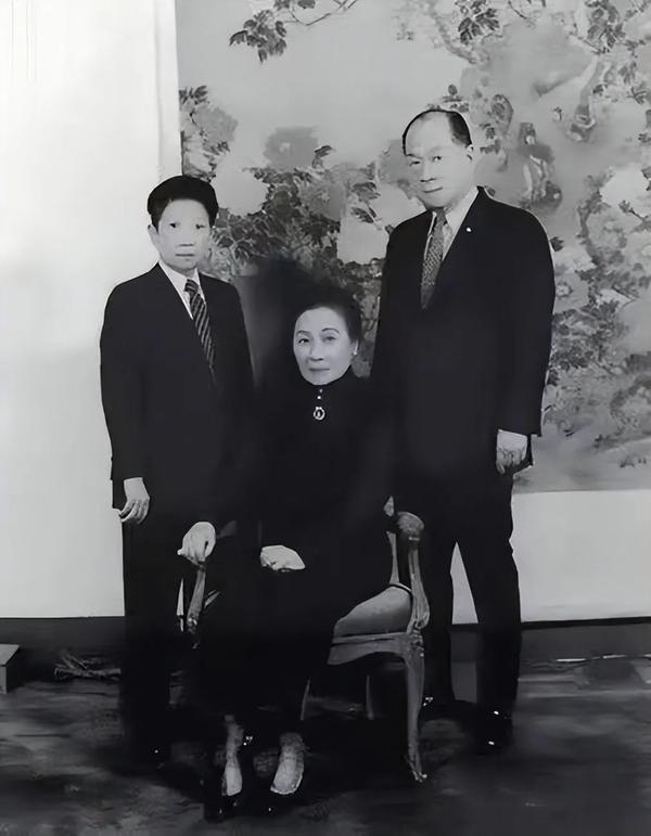 1994年孔令伟在台湾去世，宋美龄失声痛哭，野史称她为“私生女” - 知乎