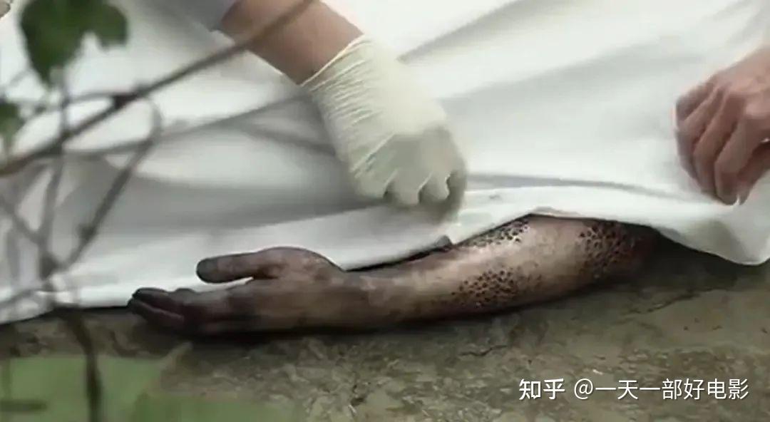 台湾最新恐怖片咒因为预告片太过于恐怖被下架