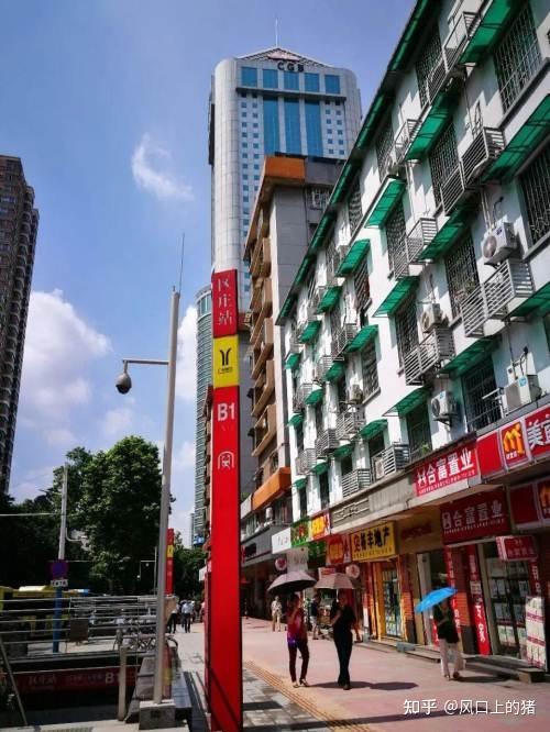 区庄站是广州地铁5号线和广州地铁6号线的换乘站