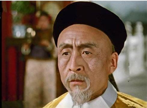 风云中的李鸿章李中堂了,和他共同出演了该片的,还有著名演员李默然