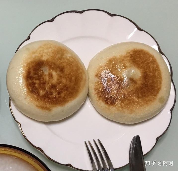 吃什么东西能让自己不想吃饭 v2-ef60e58dd70d759bcf821dc232779317_r.jpg