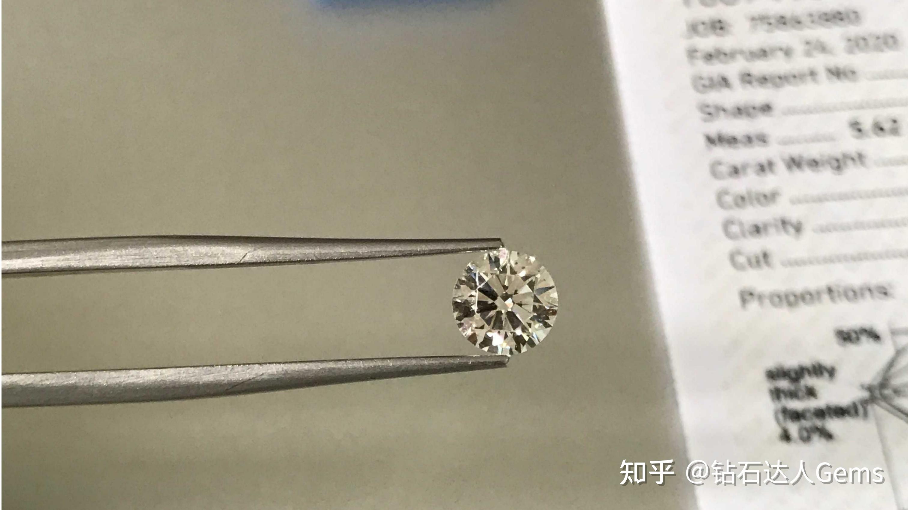 63分，D色，VVS1，3EX，净度特征Pinpoint、Indented Natural值得购入吗? 知乎