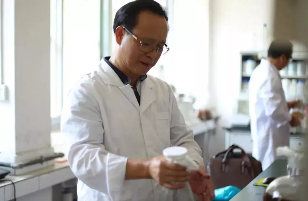 海酩威朗姆酒邹毅对未来越有信心对现在越有耐心论道网专访