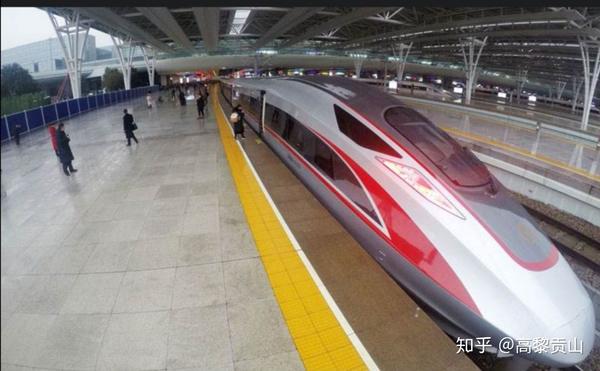 什刹海的一个组成部分; 帝畿:指京都或京都及其附近地区; 麒麟,海豚