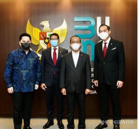 印尼总统佐科会不会再次当选(印尼内阁改组，六位新任部长盘点；佐科为何组建“下任总统内阁”？​31年前三部长合照上热门)