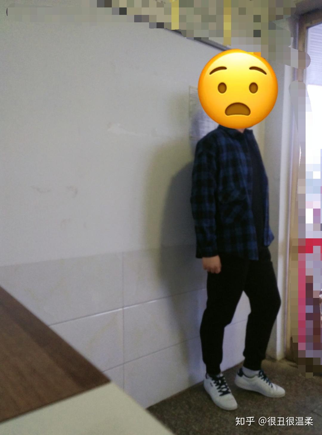 男生身高1米8体重180斤是不是太胖了?