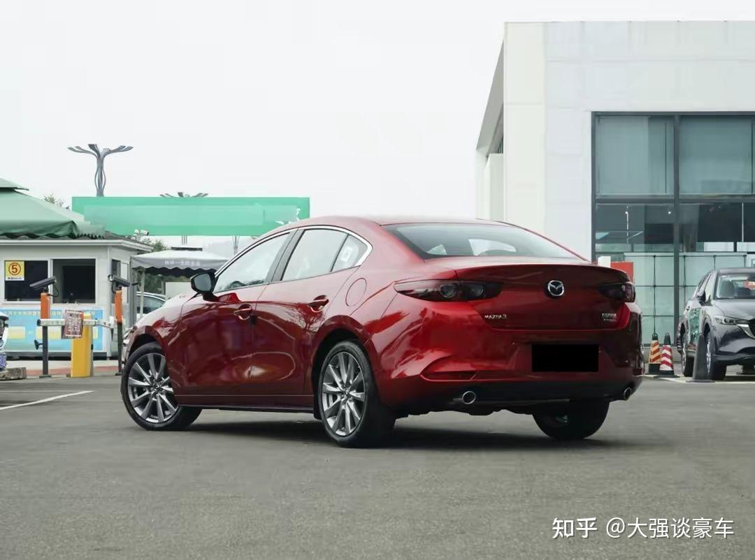 新款马自达3昂克赛拉到店实拍最低配仅售899万元官降26万元