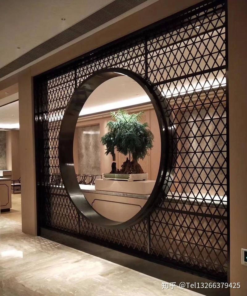 这些年头铜雕刻屏风玄关成就一种潮流