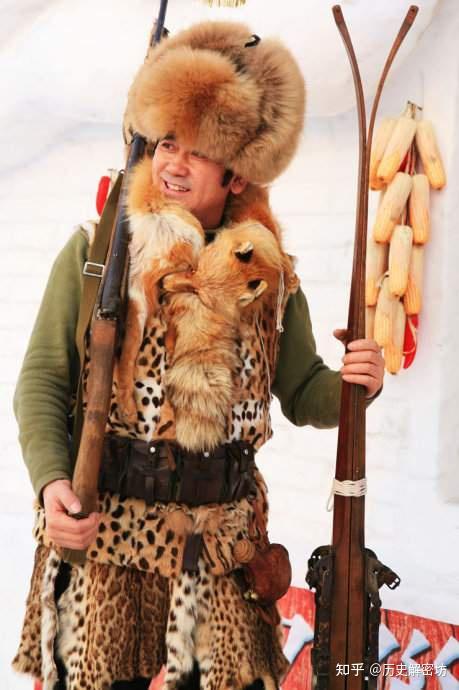 马匪躲进了柳条通猎户们竟用打马壳的办法将其全部剿灭