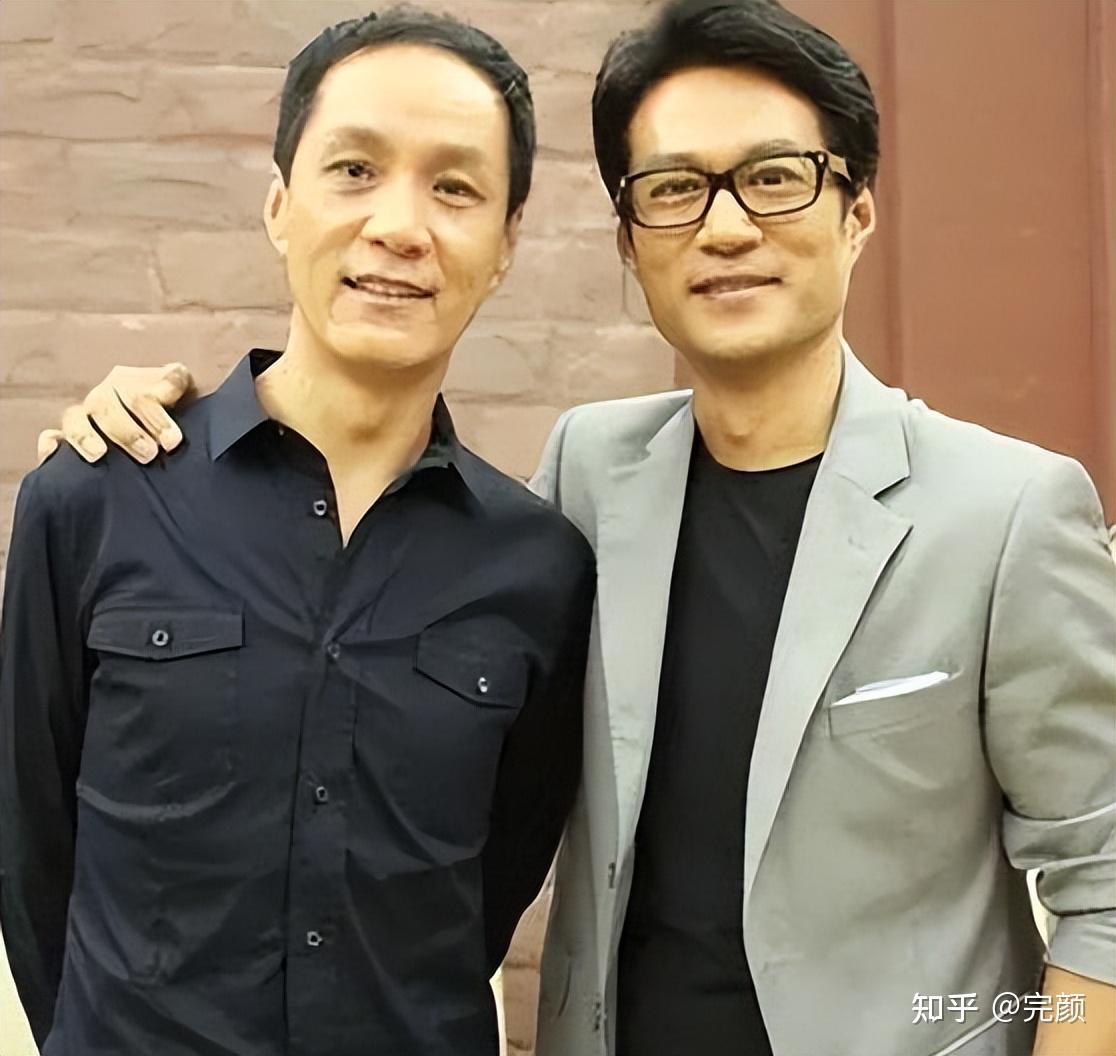 谭凯:51岁仍未婚,有北京户口为母亲定居青岛,他没后悔过 - 知乎
