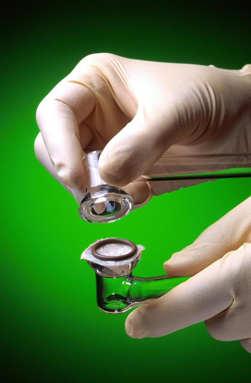 2. 医疗门厂家报价