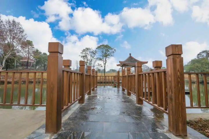 木纹漆施工案例：湖北“小黄鹤楼”——白玉公园 - 知乎