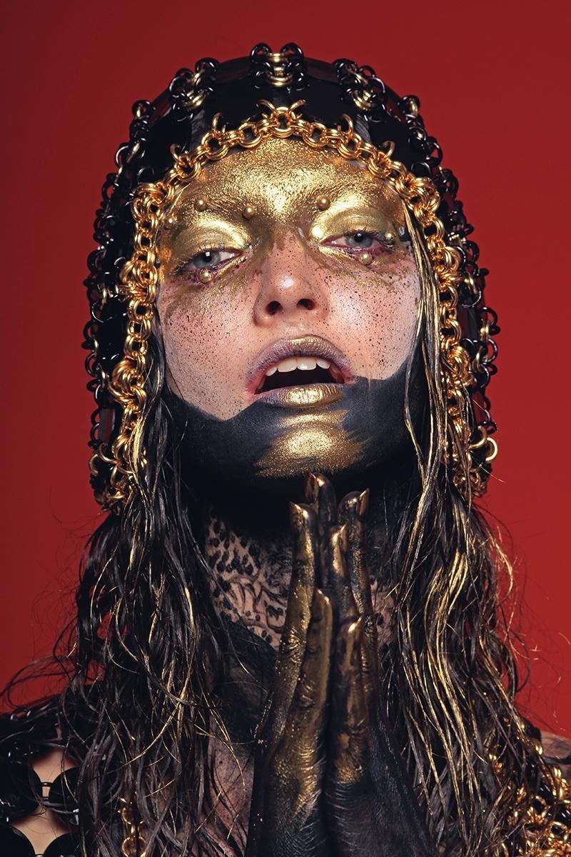 「胆小慎入」这组暗黑风的摄影作品,让我看了好几遍