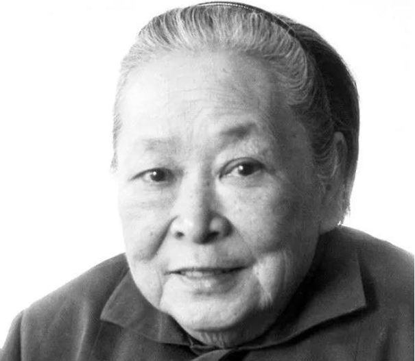 曾宪植：高祖父是曾国藩，丈夫是元帅，亲家是上将，儿子是少将 - 知乎