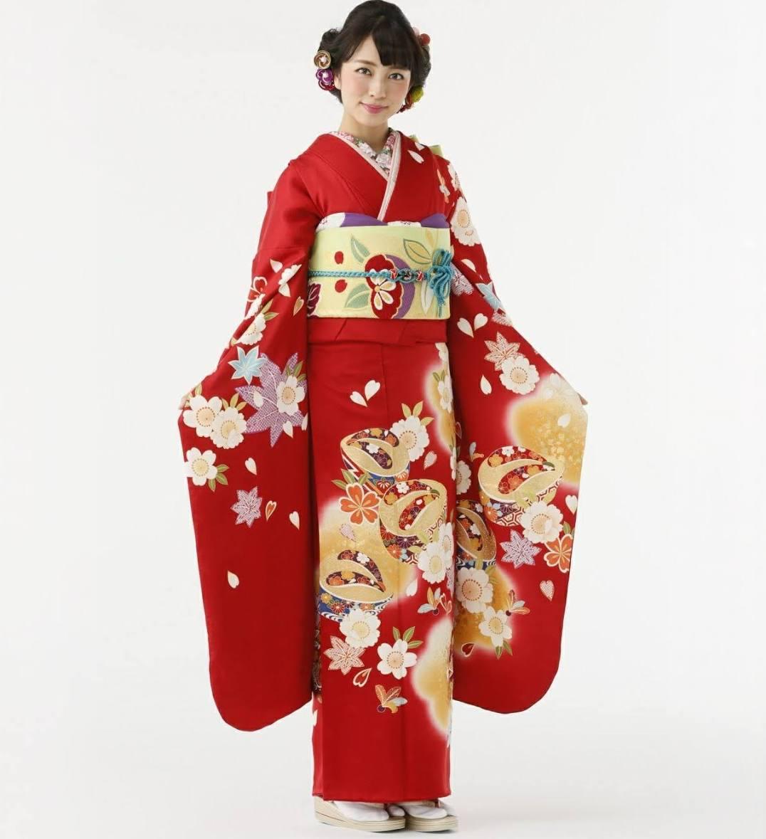 为什么在日本和服这么日常化,但是汉服在中国不是这样?