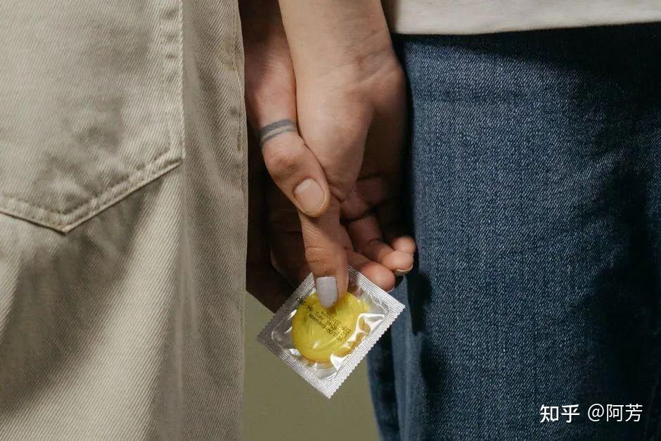 很多男性就想问,那我戴上安全套后可以延长时间吗?