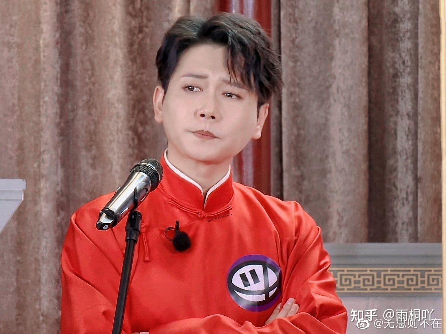 孟鹤堂是不是觉得自己特帅为什么这两年他脸上总是透露着对自己颜值的