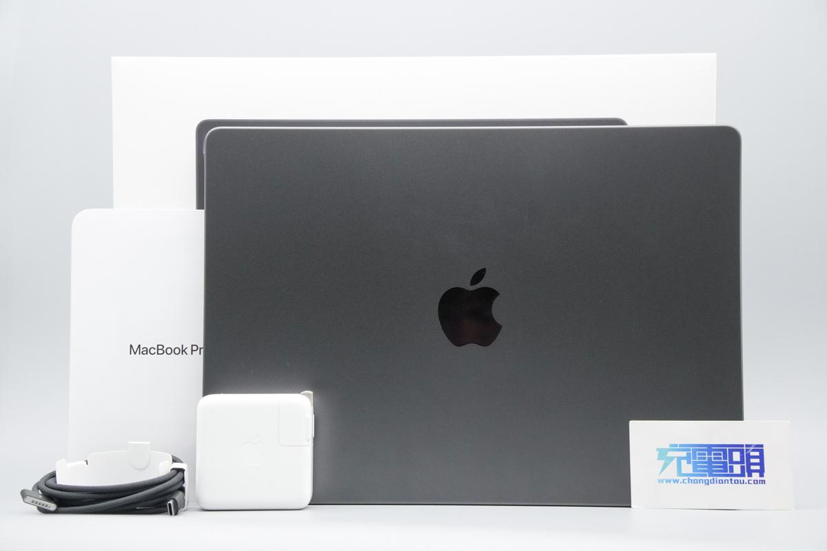 PD 30W 29W USB C M186【美品】 充放電回数 29回 MacBook Pro Mid