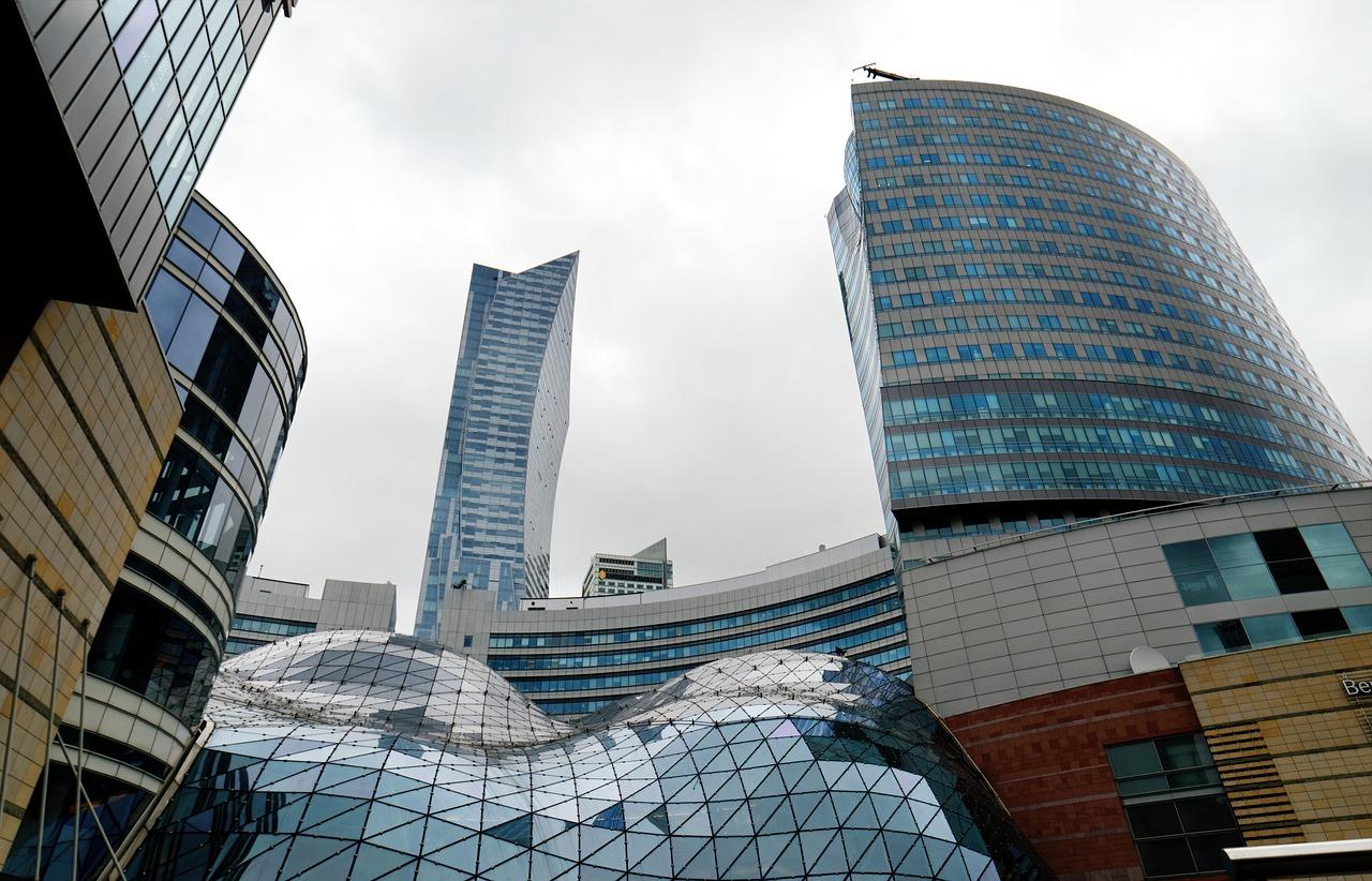 5. 雅土林总部规模