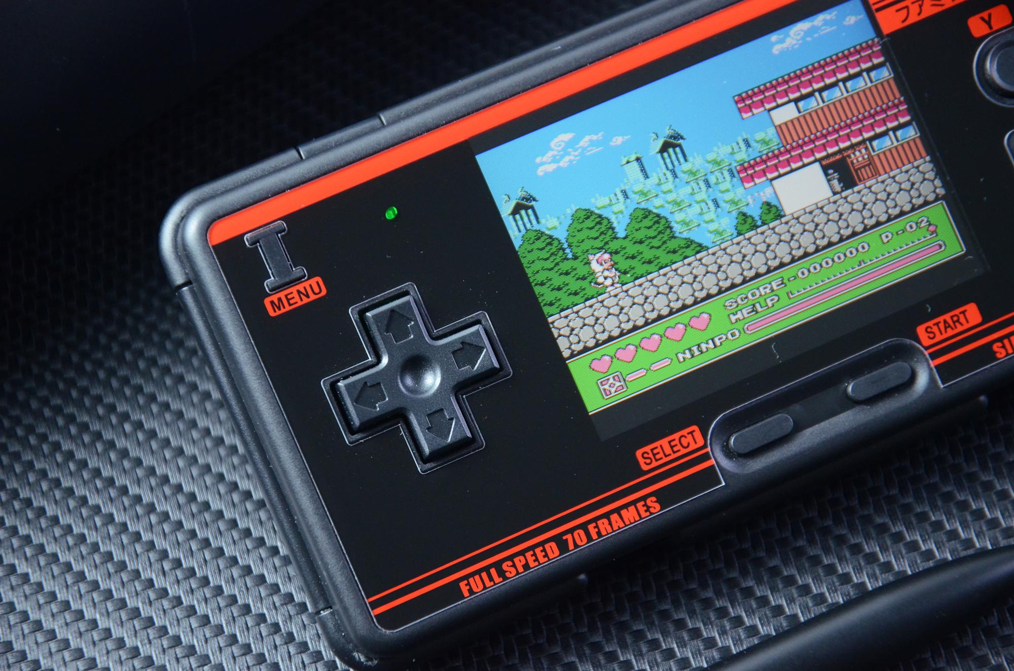 国产新款掌上游戏机评测30英寸显示屏还支持插卡