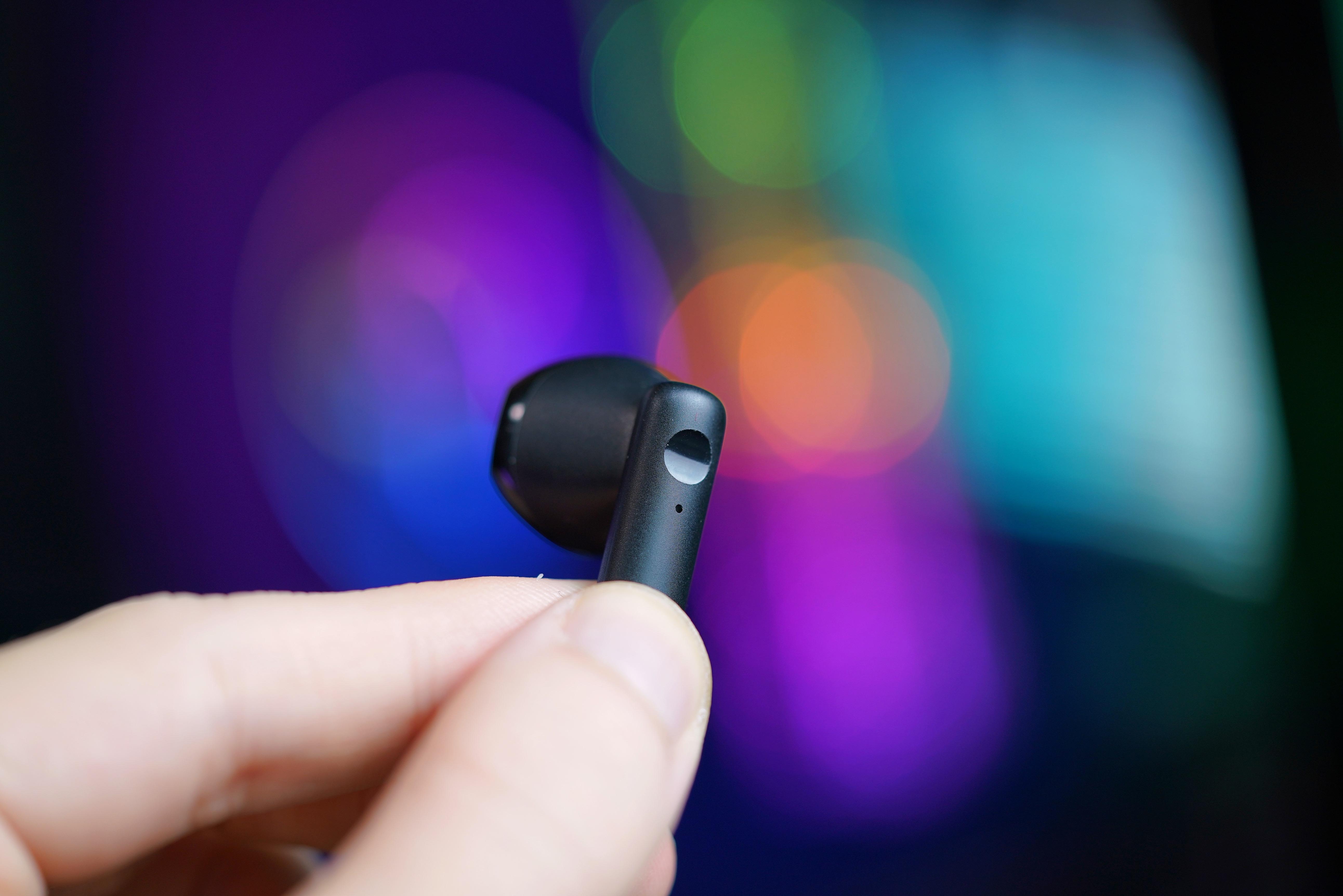 跨界新锐倍思w05真无线蓝牙耳机