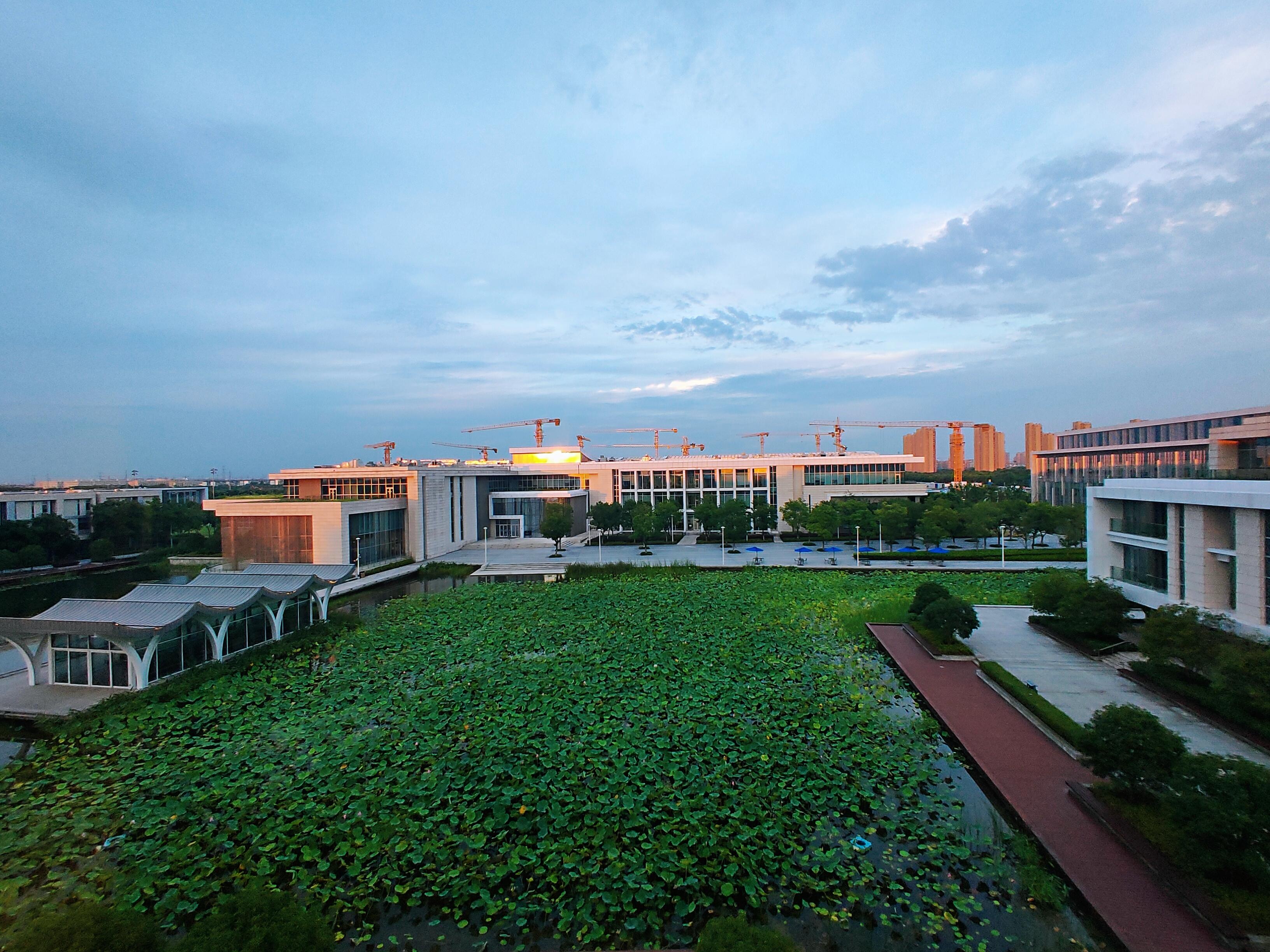 昆山杜克大学背景图图片
