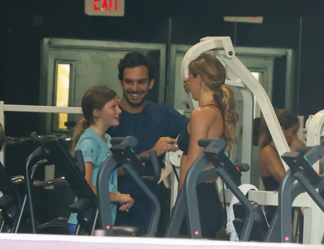 离婚一年半后求复合他被网友群嘲怎么有脸啊