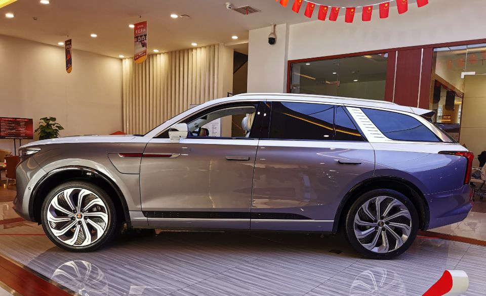 实拍红旗esh9豪华气场太强烈国产纯电suv难逢对手