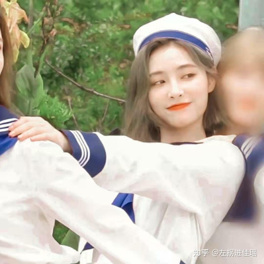 有没有比较甜的les情头就是百合头像