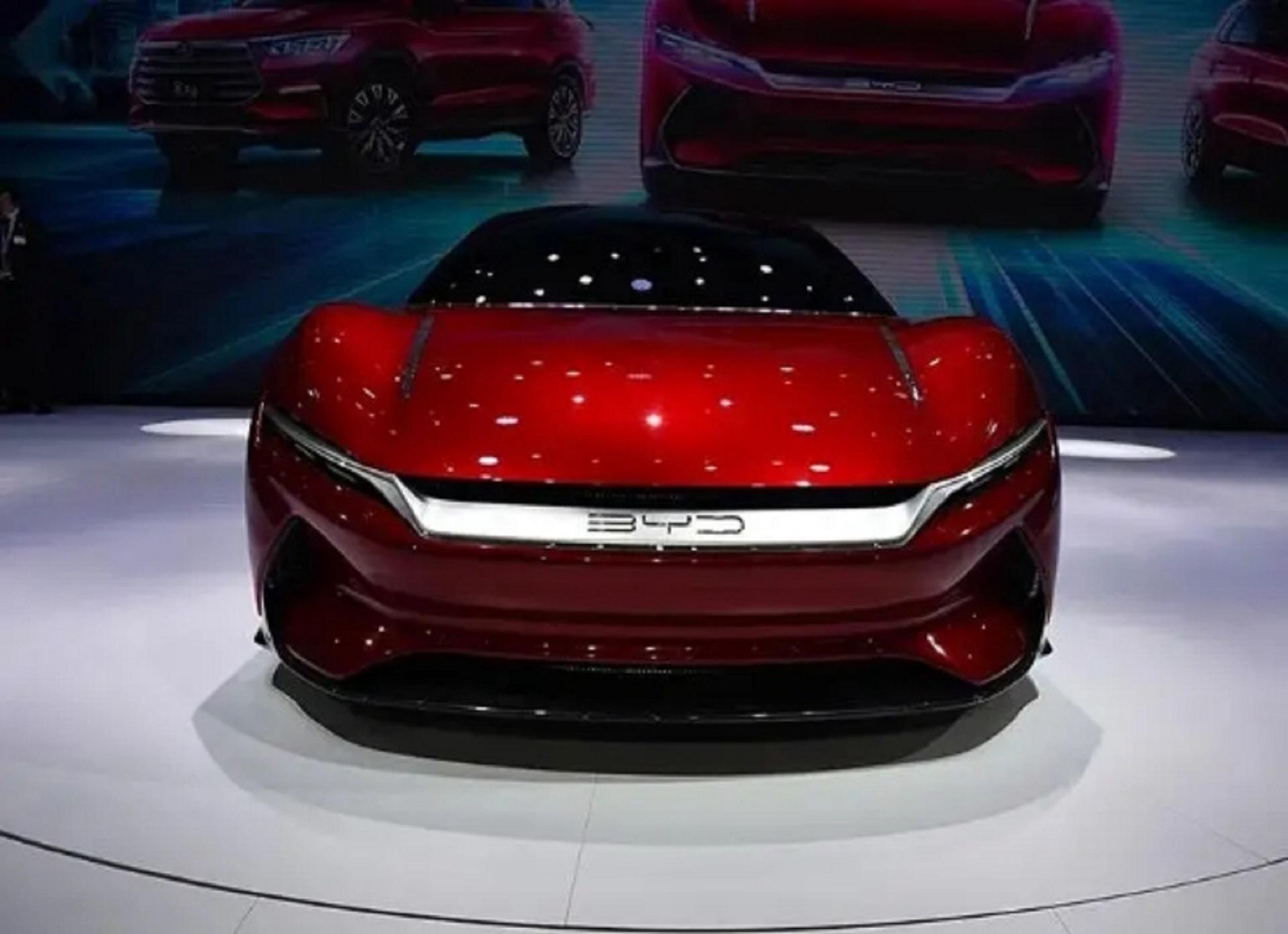 比亚迪换全新车标,瞬间高大上!网友:看起来帅气多了