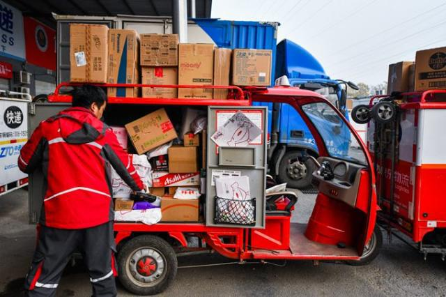 "快递新规"争议背后:谁在害怕送货上门? - 知乎