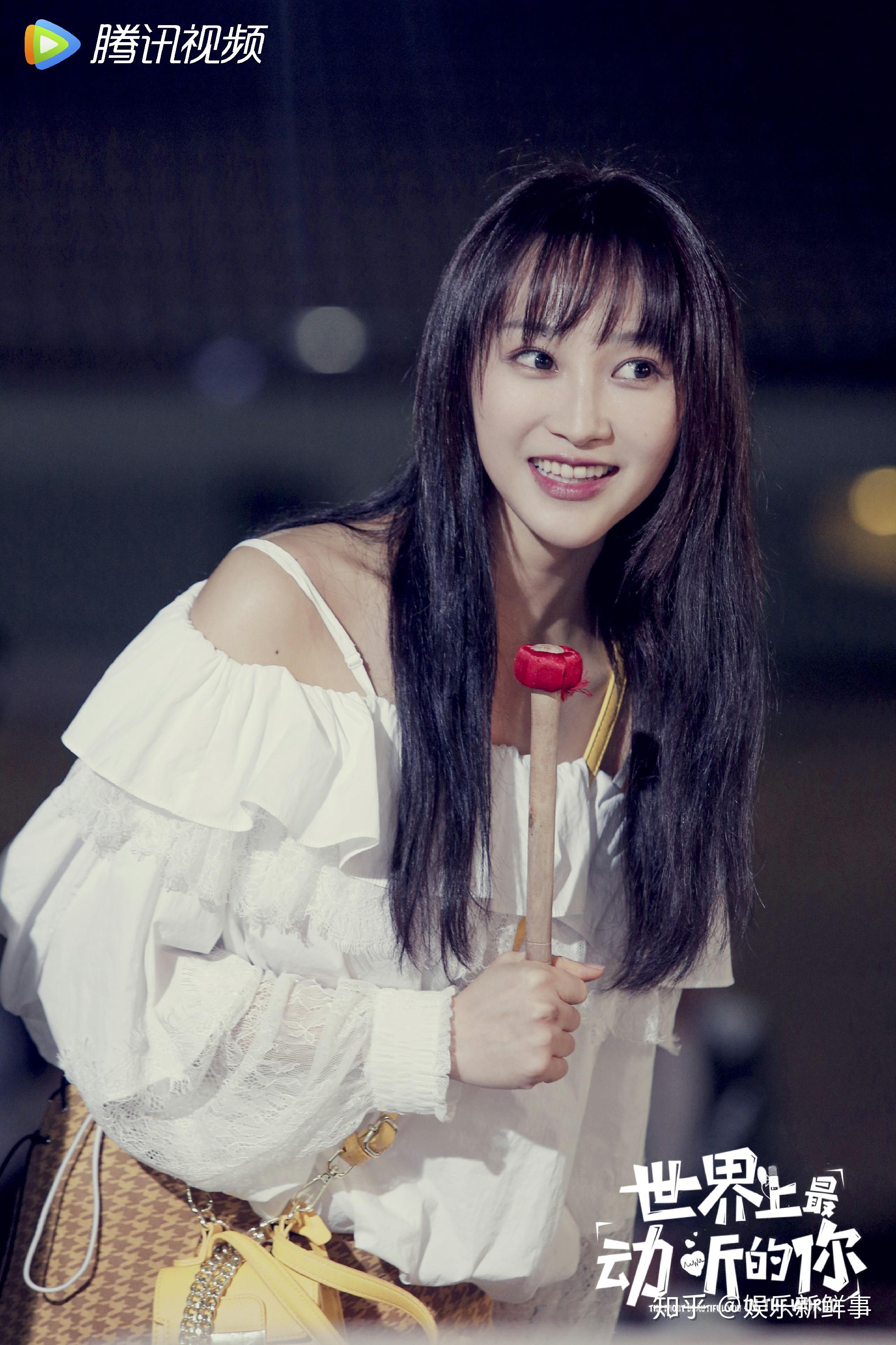 世界上最动听的你开播曾丽瑶忠于角色化身温婉少女