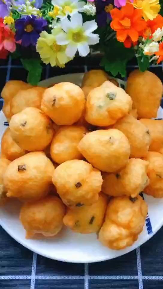 鸡蛋泡泡是什么?鸡蛋泡泡怎么做