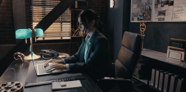 《新手老卧底》烂番茄97%,Netflix最新霸榜美剧杀疯了!