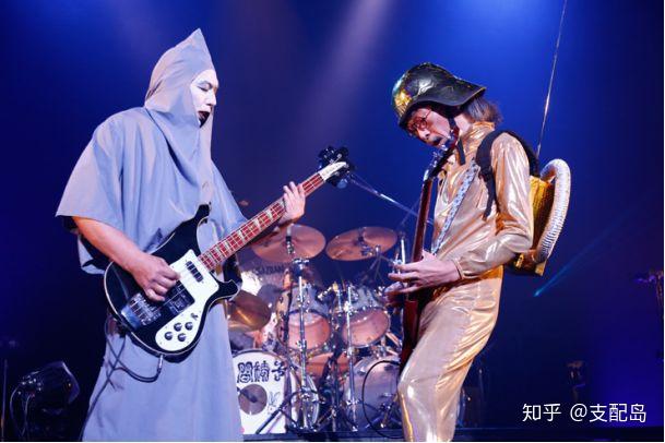 人间椅子奇闻录樱花树下的安息日继承者