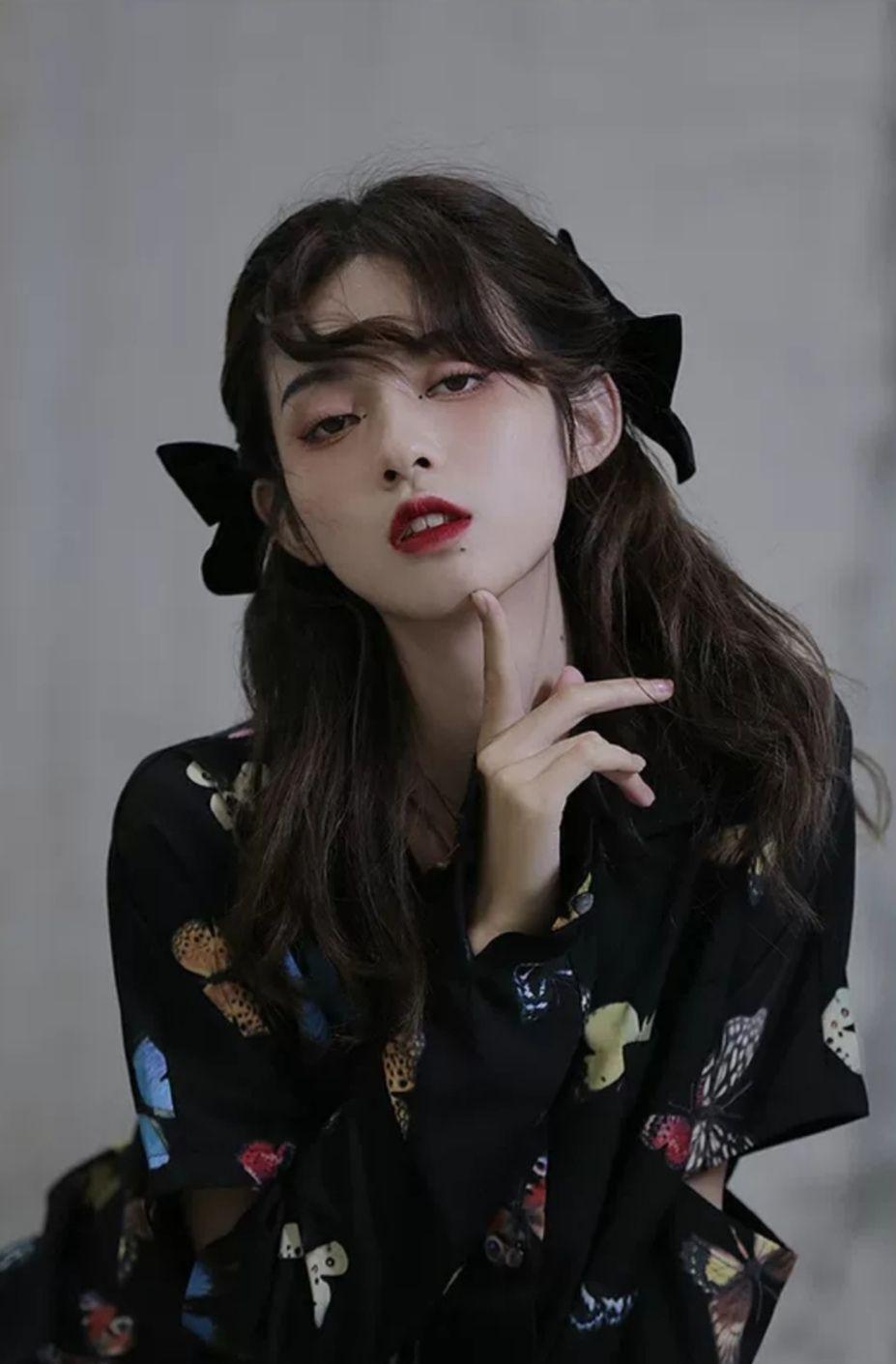 有没有什么甜酷风格的衣服或者裙子推荐呢