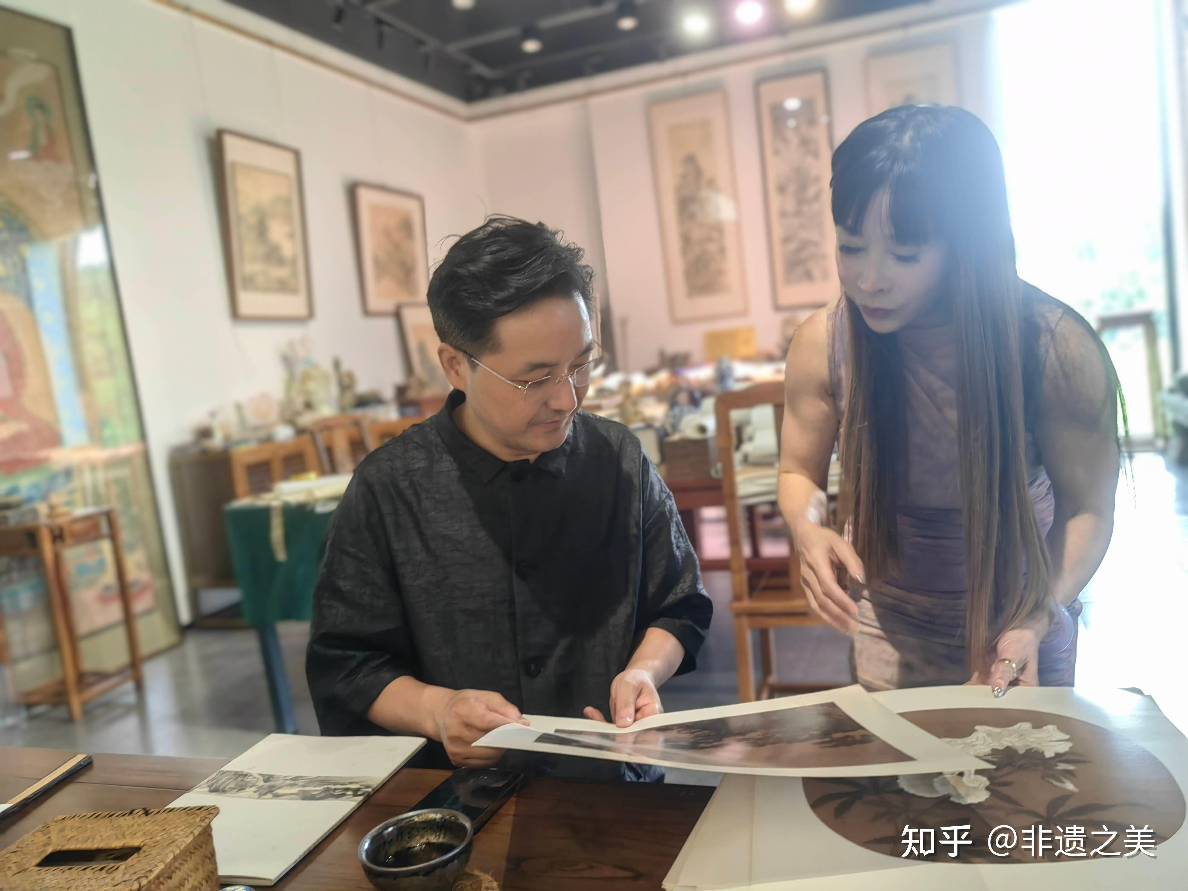 “青山如是 ,清敬庄严 ”——杨青辞的中国画之美 - 知乎