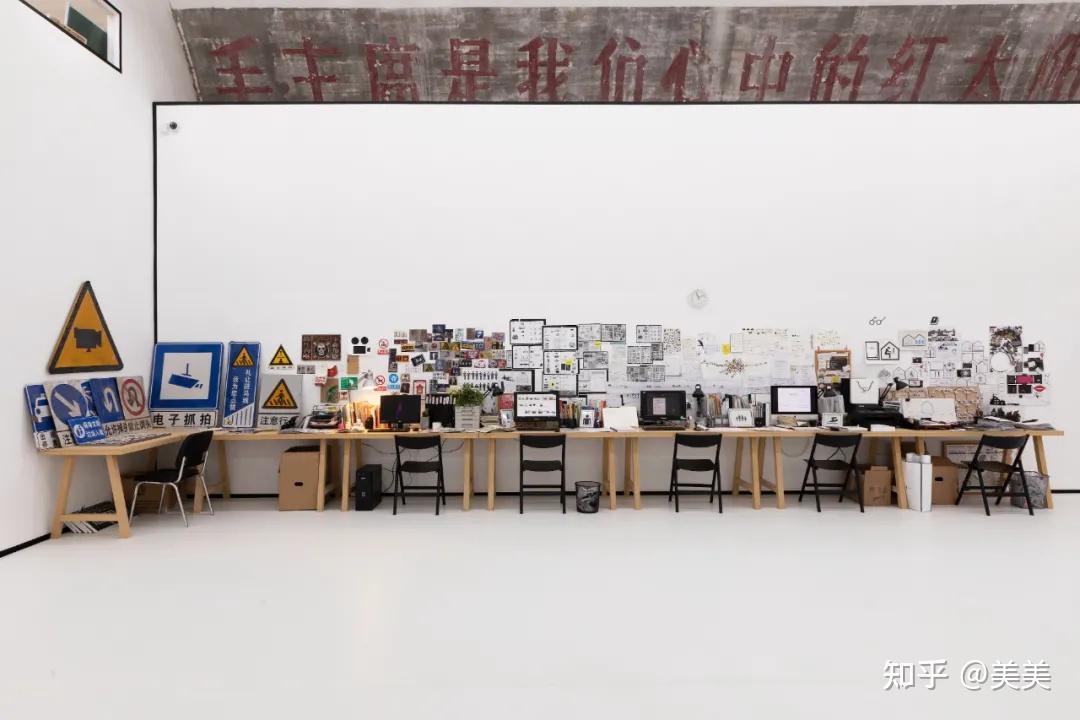 以符号激活的巴别塔丨徐冰:地书立体书 - 知乎