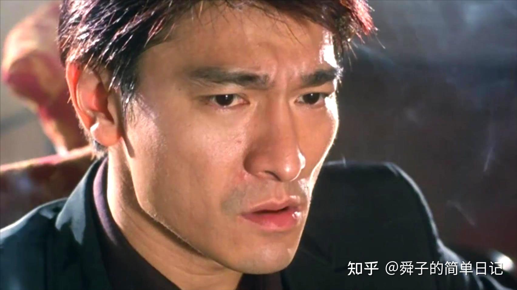 刘德华纹身佩戴大金链子年轻时候的这部电影让人大呼过瘾