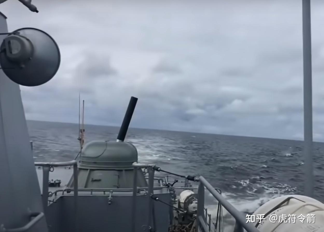 俄罗斯ak630近防舰炮30毫米六管近防舰炮每分钟射速1万发